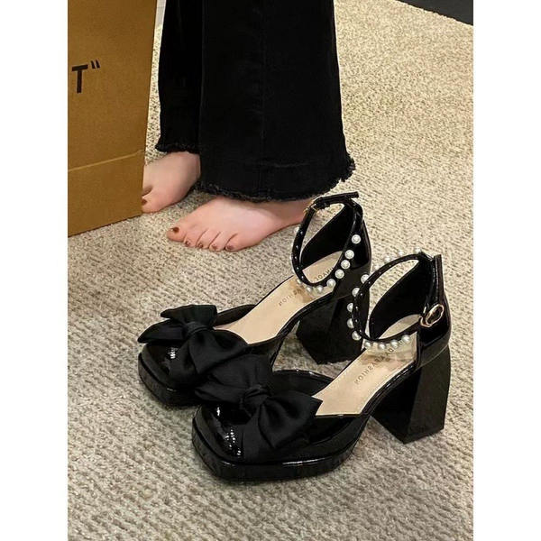 Black [9 cm]
