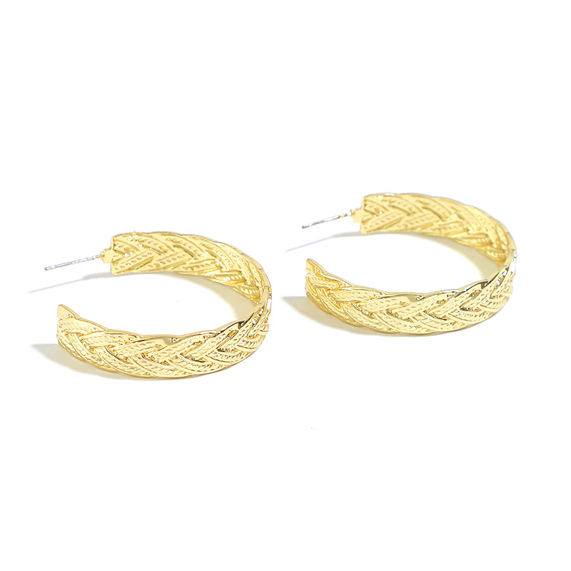 retro temperament hollow earrings geometric braided golden personality earringspicture3