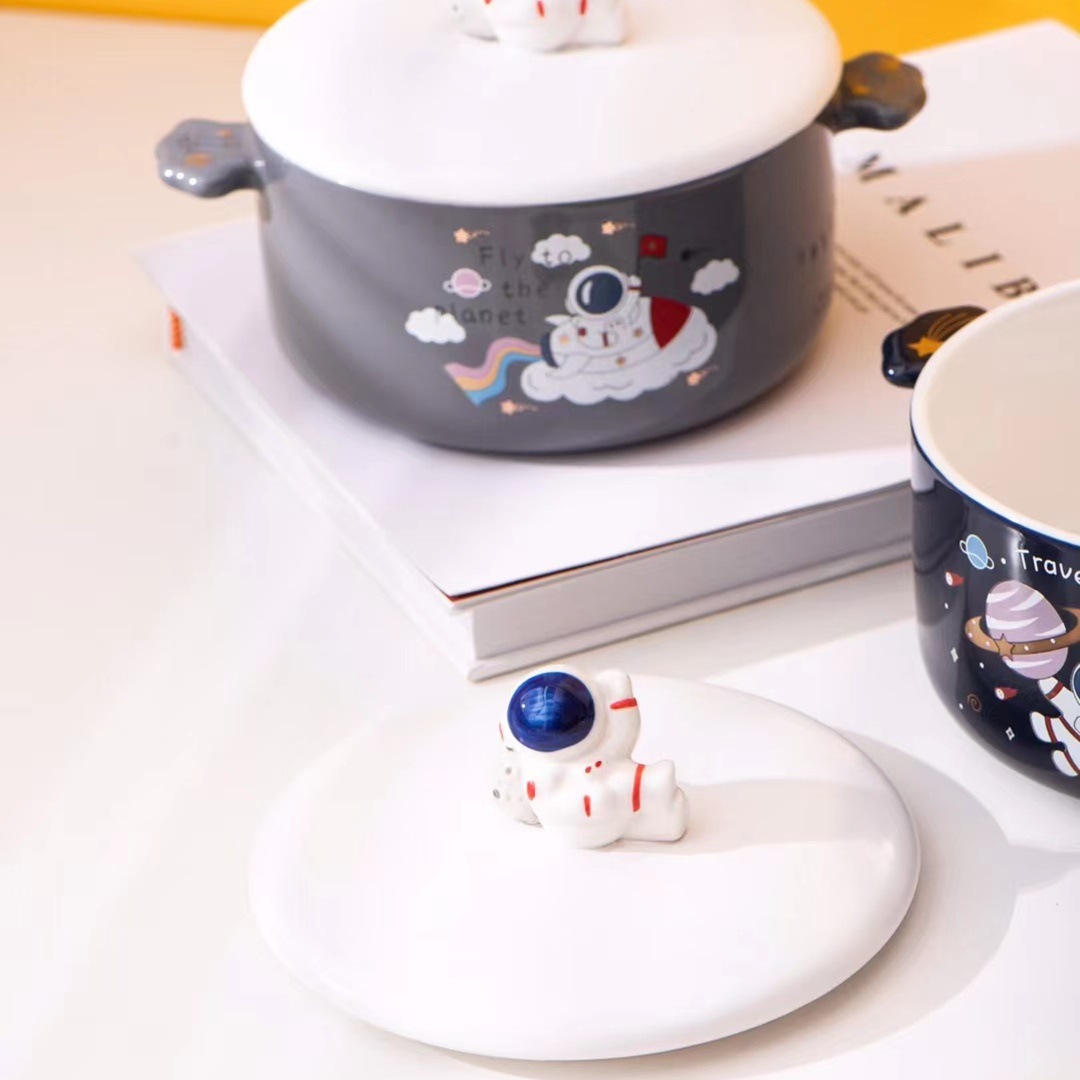 Creativo espacio astronauta regalo de tazón de fideos instantáneos 3D muñeca de cerámica 3D doble oído tazón de fuente caliente ensalada de dibujos animados personalizada tazón