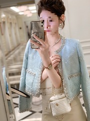 鱼兔子的兔子春秋新款重工钉钻小香风短外套女小个子优雅休闲上衣