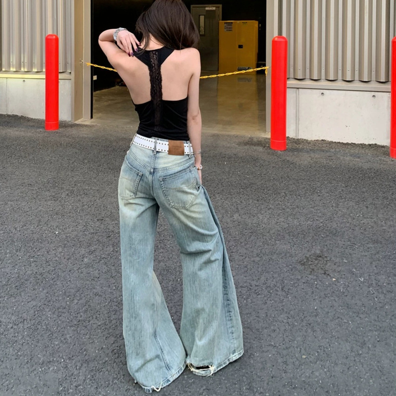 Spicy girl backless tank top with a plunging neckline and hollow lace trim + foldable 3D washed low-waist wide-leg jeans trendy outfit