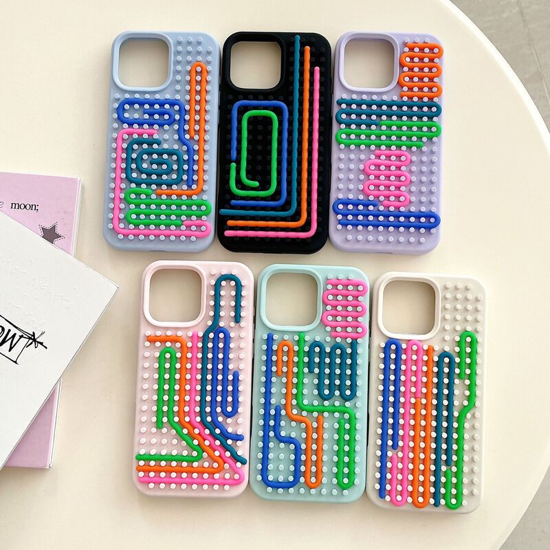 Personalized DIY Cylindrical Dot Matrix Maze Silicone Case Suitable for iPhone 17 Pro Max, Anti-Drop for iPhone 16/15/14