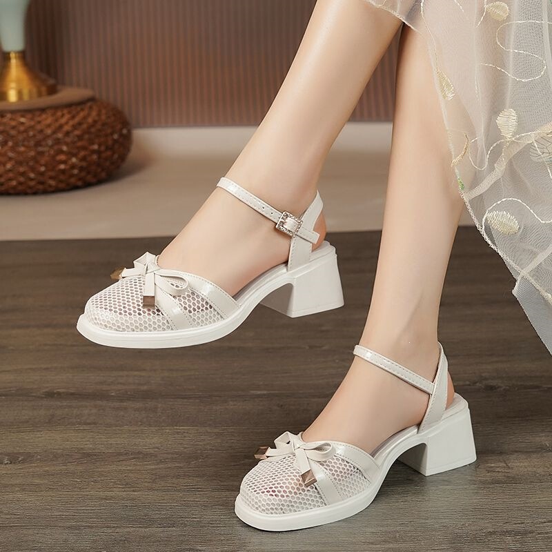 Summer Chunky Heel Sandals for Students, Fashionable and Versatile, with a Chanel-Inspired Style, Bowknot, Hollow Design, Super Fairy-Like, Closed-Toe, Mid-Heel Sandals Summer Chunky Heel Sandals for Students, Fashionable and Versatile, with a Chanel-Inspired Style, Bowknot, Hollow Design, Super Fairy-Like, Closed-Toe, Mid-Heel Sandals