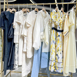 Live room explosions summer dress women's tailstock wholesale counter shopping mall withdrawal physical store supply