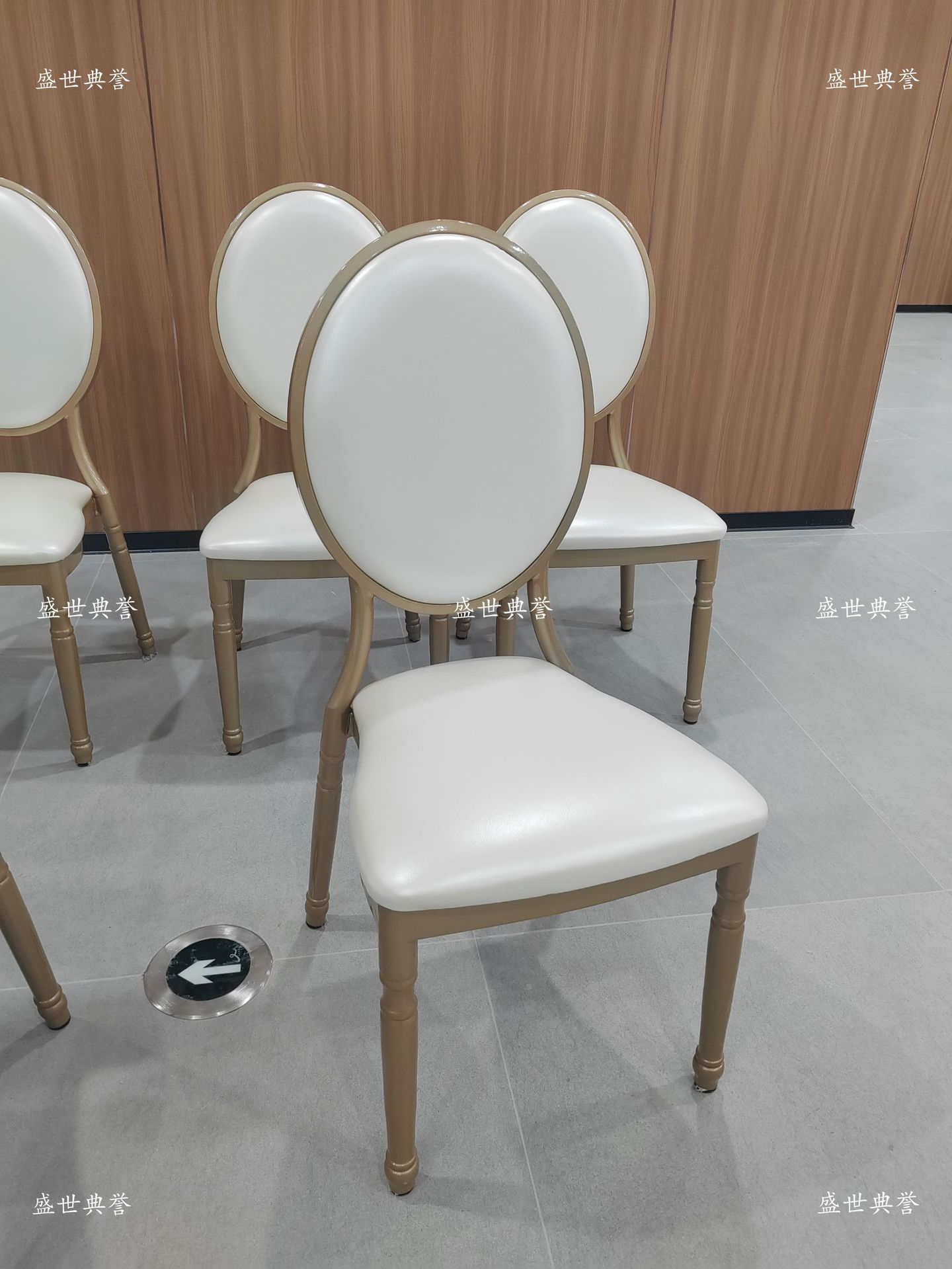 铜陵国际酒店餐饮家具外贸婚庆圆背椅主题婚礼太阳椅宴会中心餐椅 pic 1