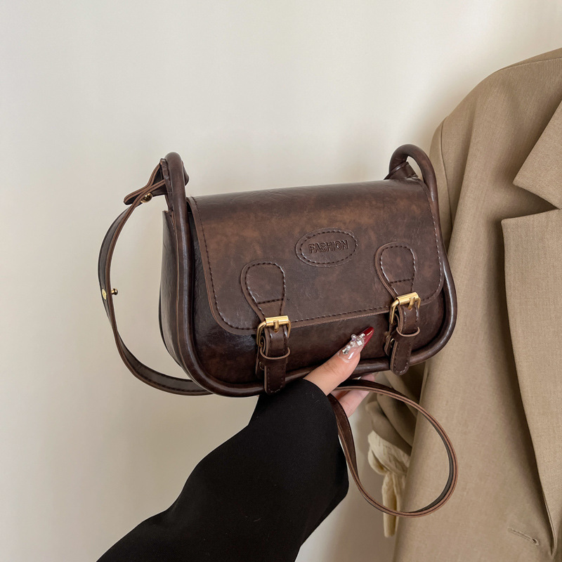 Este año, la popularidad de la mano rascar bolsas pequeñas para mujeres 2025 nuevo estilo retro Meirade bolsas pequeñas cuadradas de moda textura bolsas de hombro