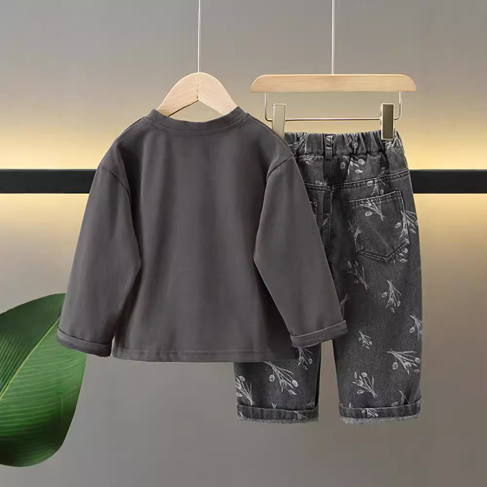 6339 Traje de otoño para niños 2025 nuevo estilo rufián guapo ropa para niños pequeños y medianos ropa casual de primavera y otoño marea de niños