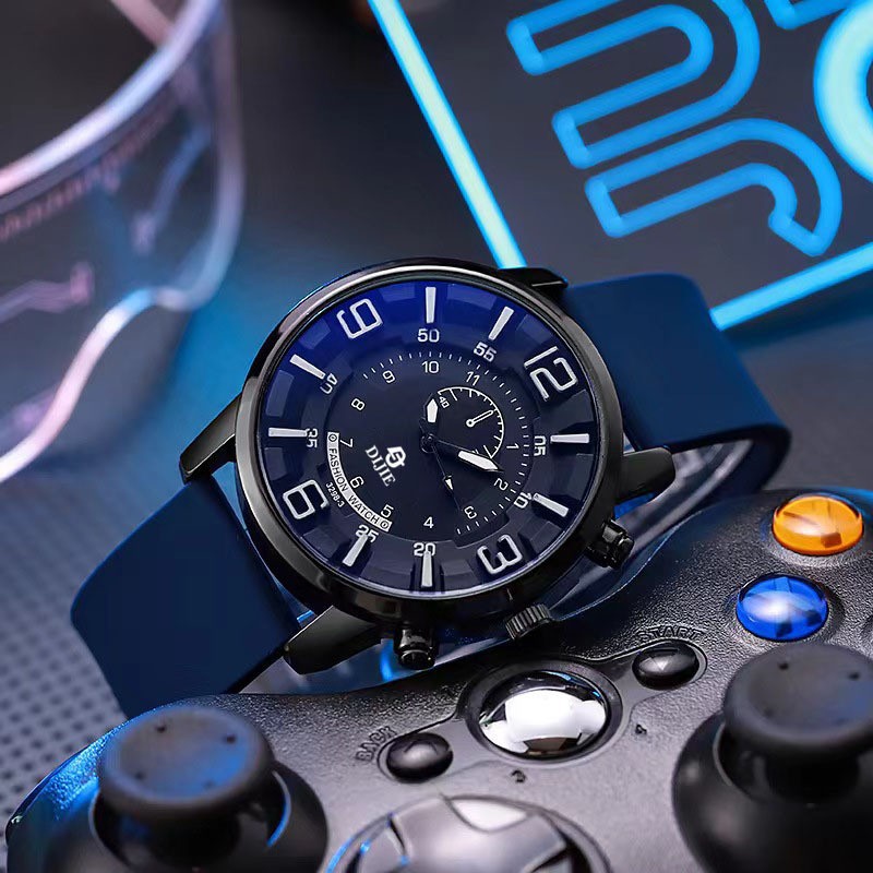 Wholesale Cross-Border Live Streaming Large-Screen Blue Light Sports Quartz Watch for Men, High-End Popular Men's Watch
