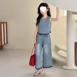 2026女童套装浅色牛仔直筒长裤女秋季高腰显瘦阔腿高街新款设计感