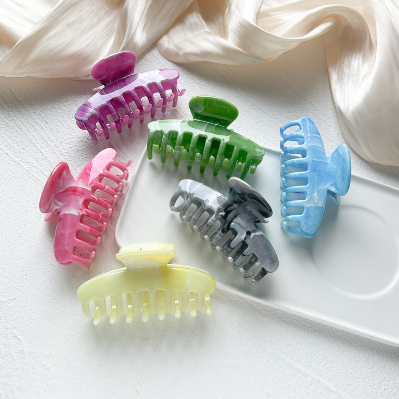Casual, Holiday, Daily Occasion Plastic Material Elegant Lady Women's Solid Color Plastic Hair Claws