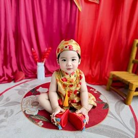 童民族服装;童旗袍/唐装;童马甲