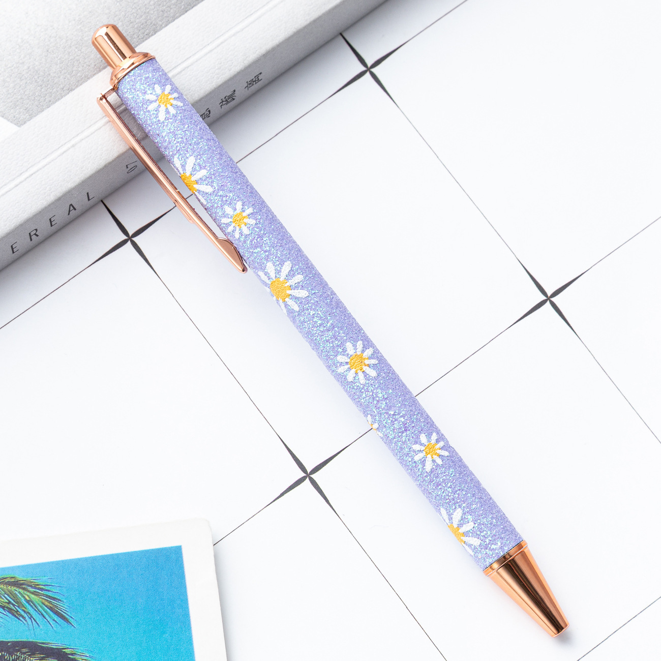 Polvo de oro de presión de lápiz de bola de metal encantador estilo de dama de presión de lápiz de circuncisión puede imprimir logotipo de alto valor facial lápiz de bola