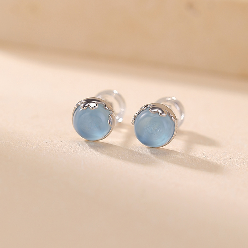 Khuyên tai bạc S925 hình cỏ ba lá đính đá Aquamarine tròn — một cặp