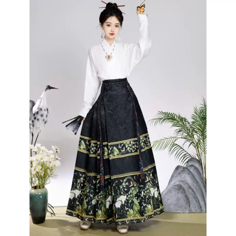 Новая оригинальная женская юбка Henming в национальном стиле династии Хань в стиле Мин для повседневной носки, улучшенная рабочая одежда, новый универсальный костюм в стиле шинуазри.