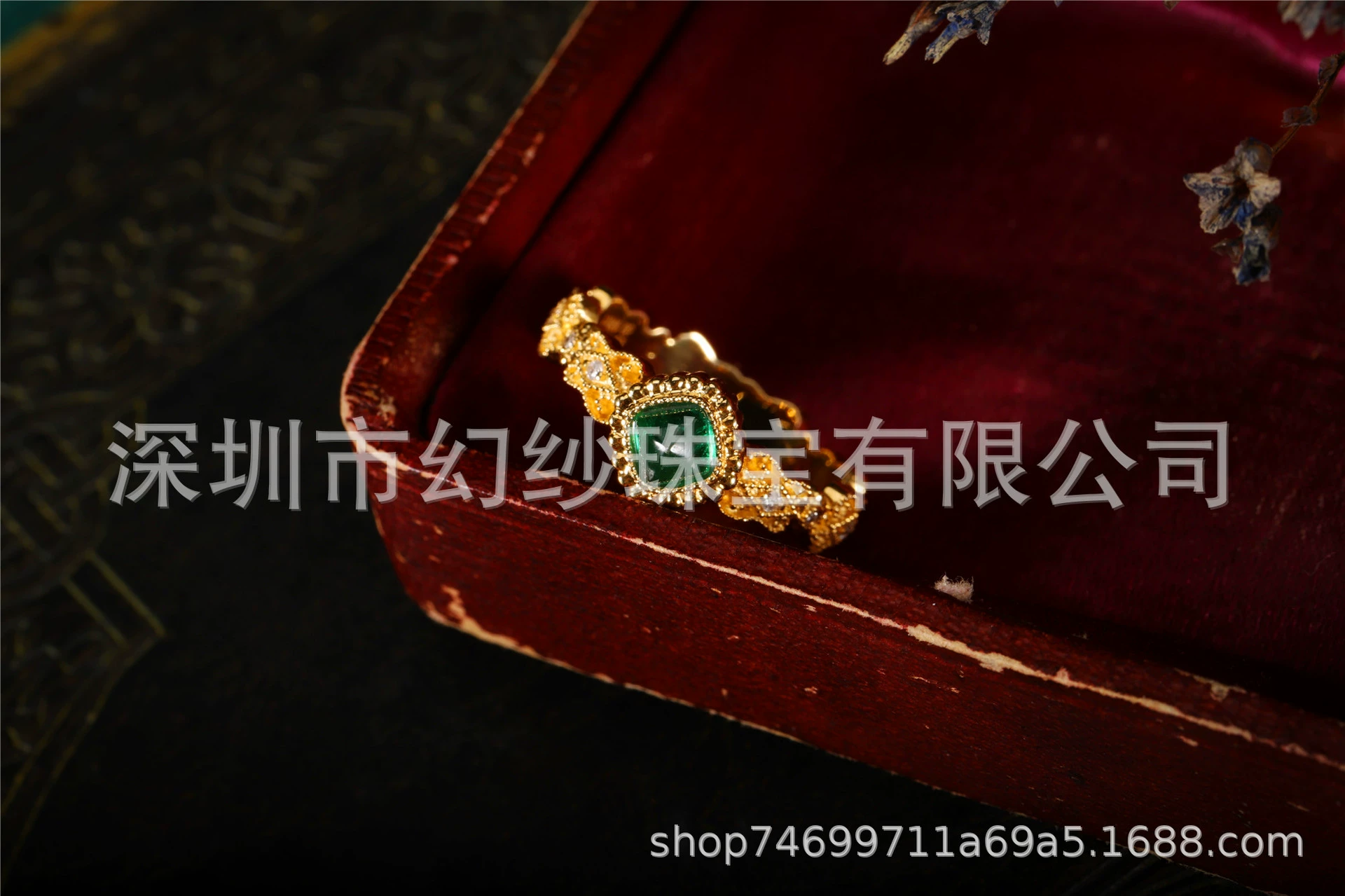 Текстурированные резные золотые ремесла Италия 18-каратное золото сахарная башня Изумрудный шар Кружевной Край кольцо ювелирные изделия TikTok