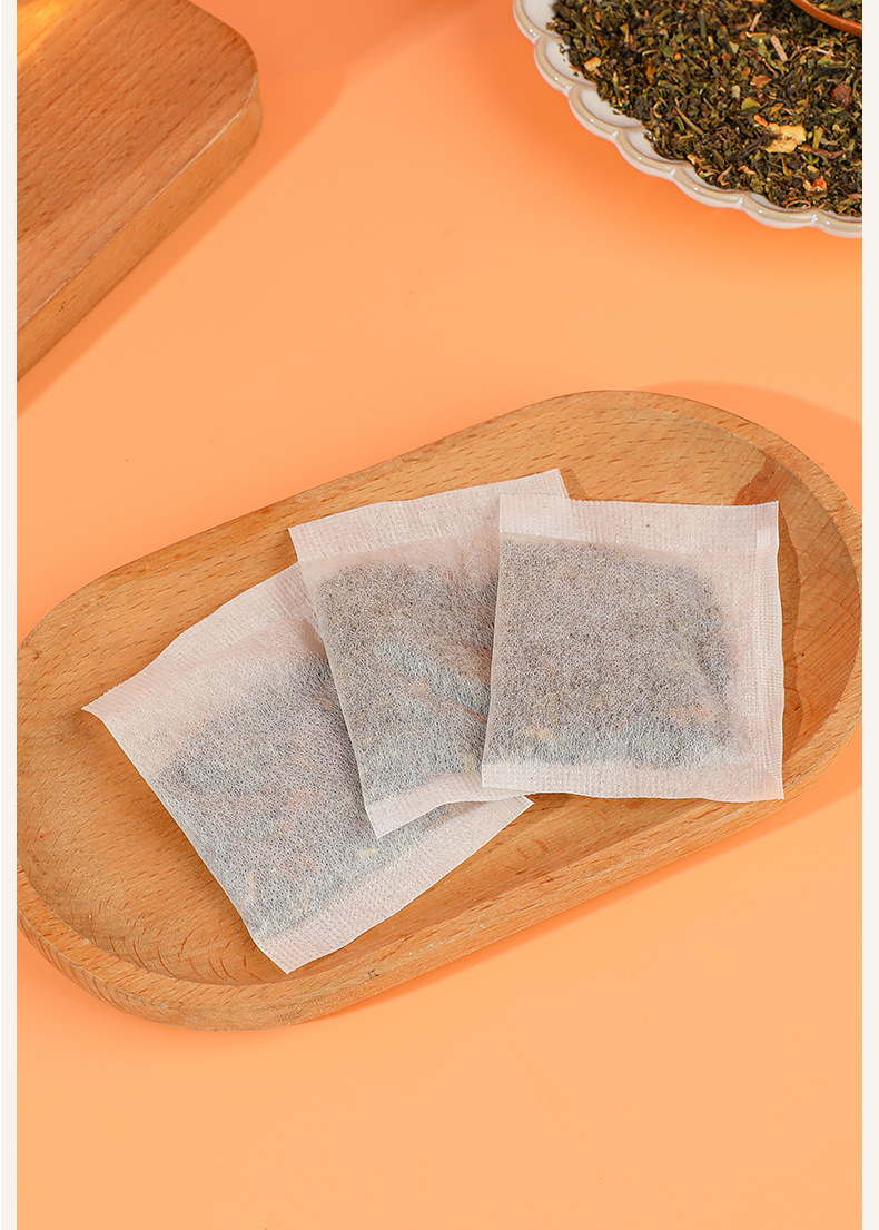 Tangerine Peel Oolong Tea Ju Pi Wu Long Cha Cold Brew Tea Bags with Cassia Chrysanthemum Honeysuckle Goji 260g in use