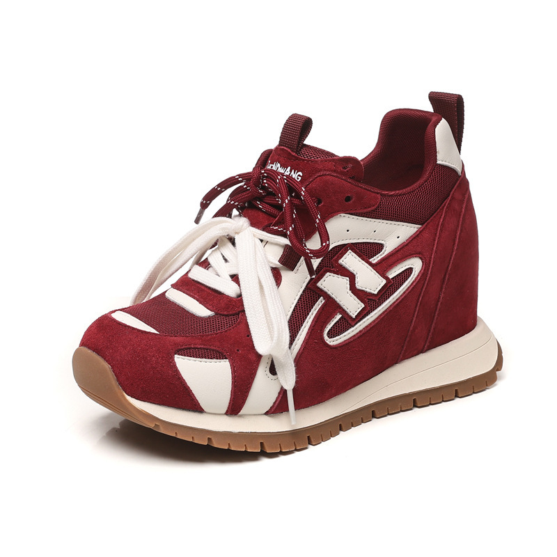 Giày sneaker nữ đế dày tăng chiều cao phong cách thể thao — màu be