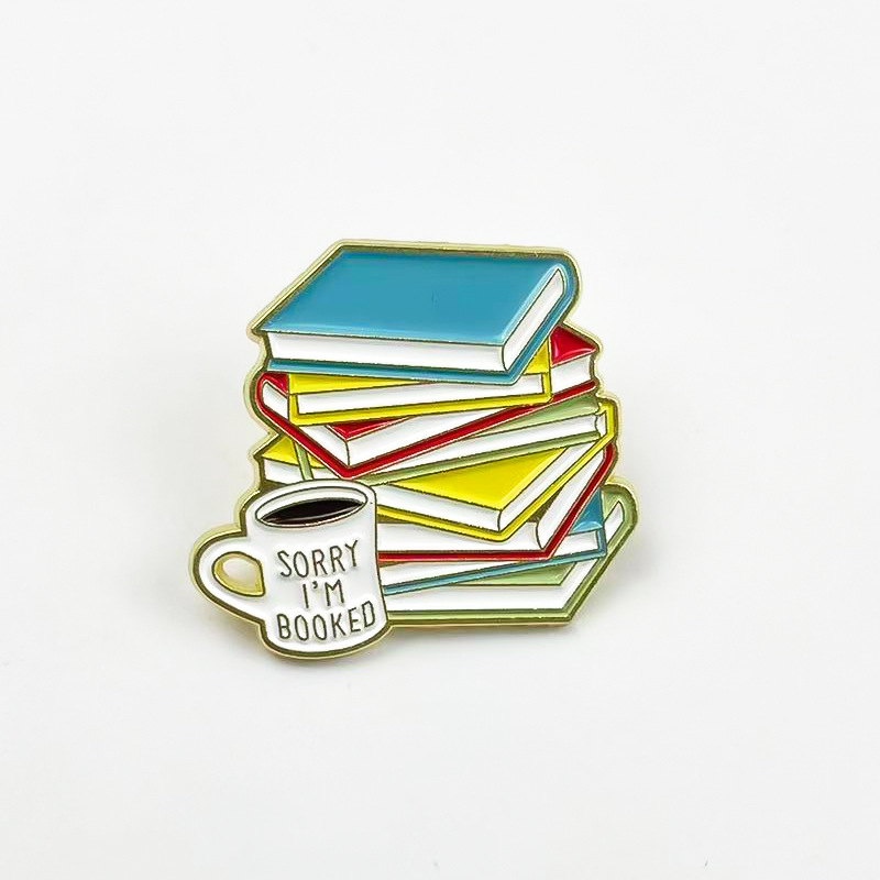 Libros personalizados Coffee Metal Broche Mochila simple para estudiantes Insignia de adornos Iins transfronterizos Accesorios geométricos Insignia