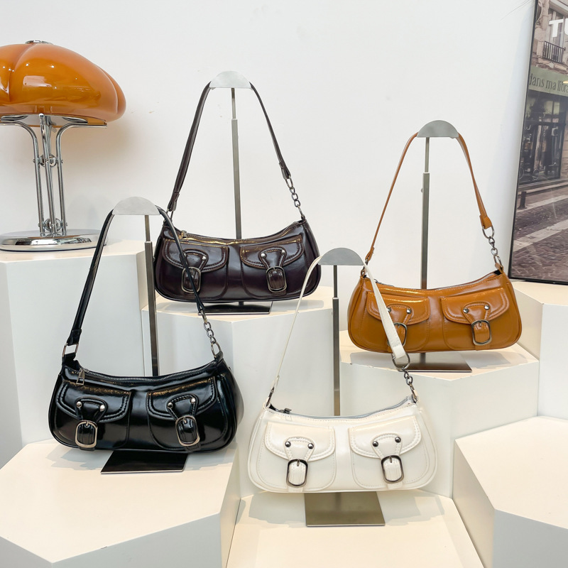 Bolso bandolera de axila de nicho retro de alta gama Bolso pequeño cuadrado coreano femenino 2024 nuevo estilo popular bolso de palo francés de otoño e invierno