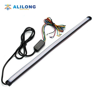 Sərhəddənkənar yeni LED əyləc işığı axan su sükan inteqrasiya olunmuş işıq zolağı nömrə nişanı arxa işıq motosiklet Universal İşıq Zolağı