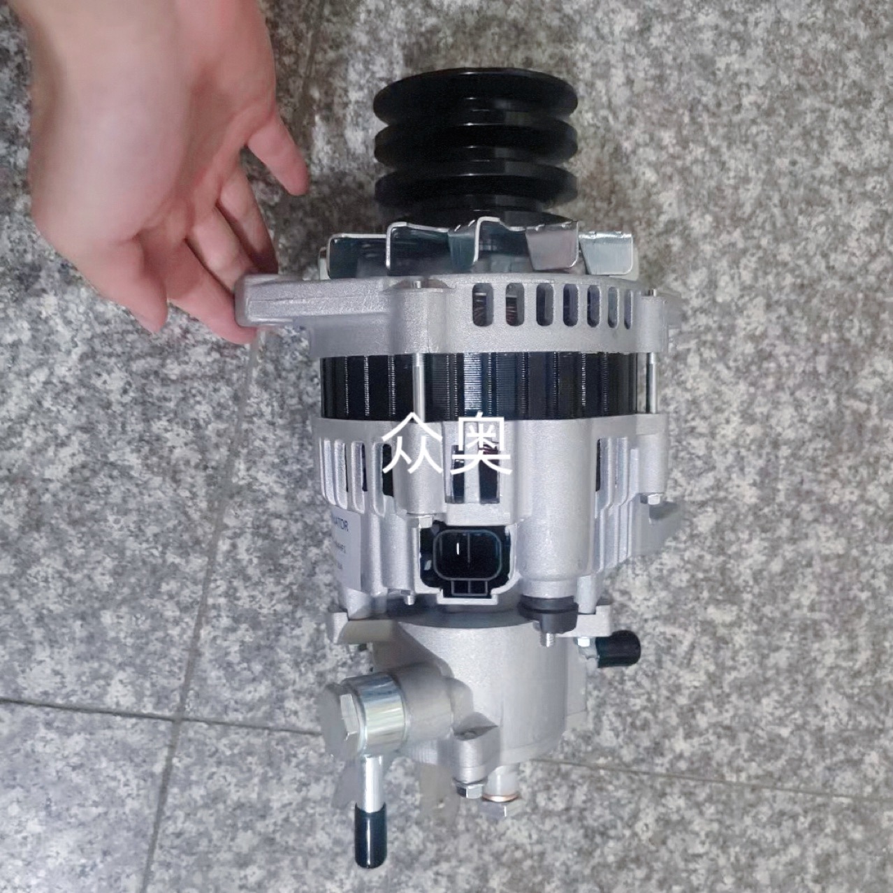 Suitable for Isuzu 4Hf1 4He1 Generator Lr250-517B Generator 897351-5721 Generator