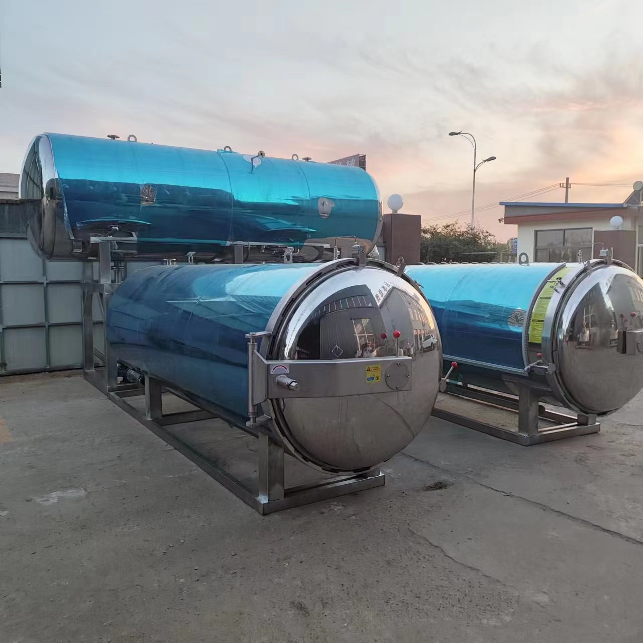 双层水浴式杀菌锅 食品设备全自动鸭蛋马口铁玻璃瓶高温杀菌玉米