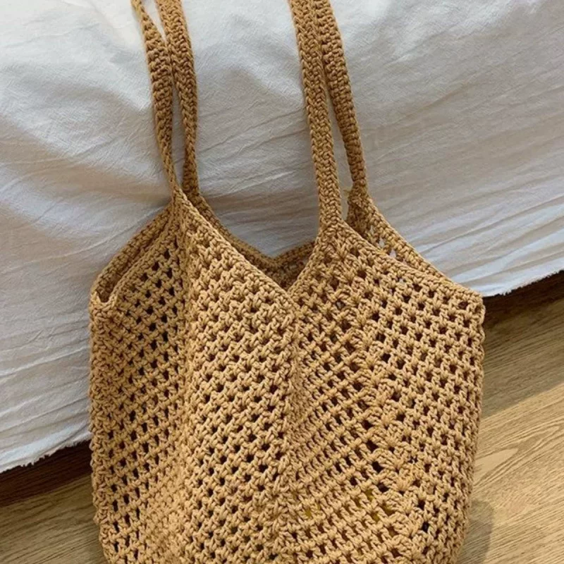 Beach capacious woven one-shoulder bag for leisure, beach style