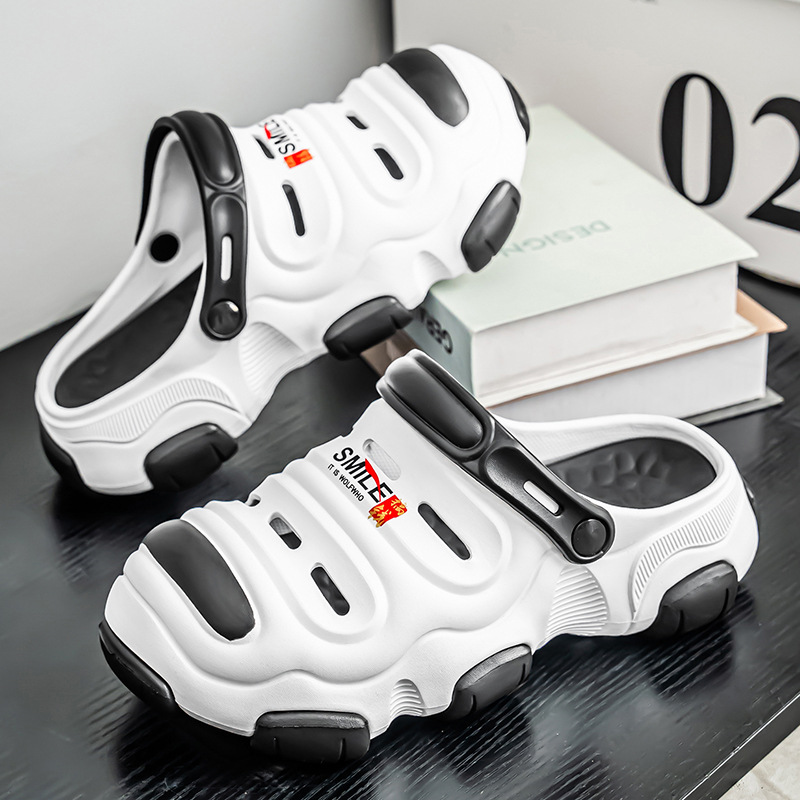 En nombre del cabello, zapatos con agujeros, nuevas sandalias de dos desgaste de verano, zapatos transfronterizos de alta gama para hombres, zapatos de playa, sandalias para hombres