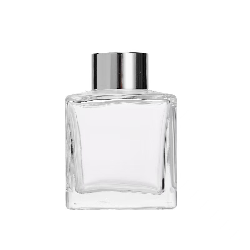 Fábrica de suministro directo de 50ml botellas de vidrio transparentes cuadradas botellas de fragancia, botellas de fragancia sin fuego, botellas vacías