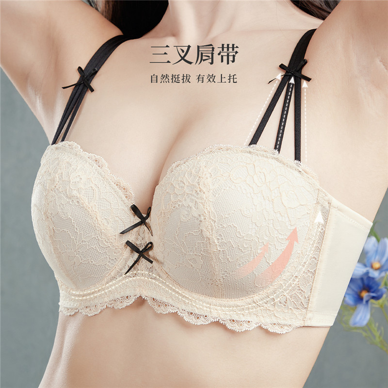 紫蘭蒂の胸は大きくて小さいです。夏の薄いサイズの下着は女性が集まって副乳を収めて垂れ下がるのを防ぎます。|undefined
