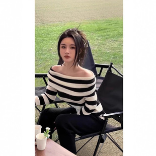 ��ʽ�͹źڰחl�yһ�ּ�ᘿ�������Ů�����OӋ�К��|����¶��ë��