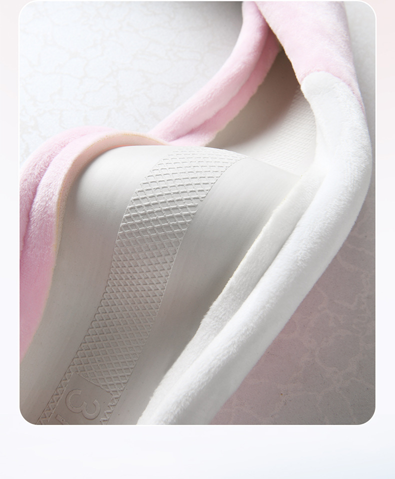 Wholesale Bear Ears Short Velvet Warm Winter New Car Handlebar Cover Feels Delicate and Comfortable Plush Steering Wheel Cover