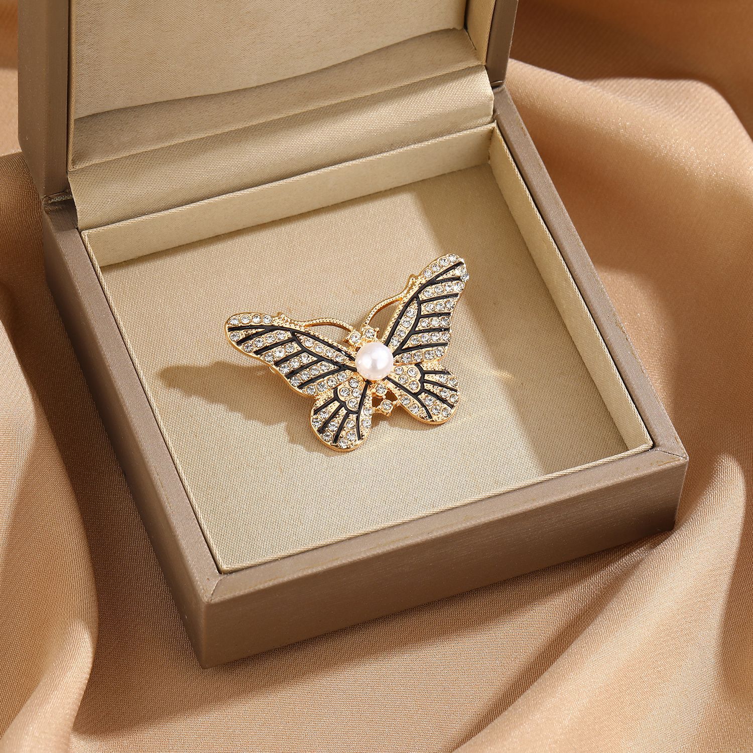 Butterfly Brooch For Women High-end Luxury Versatile Accessory_voghion.com
