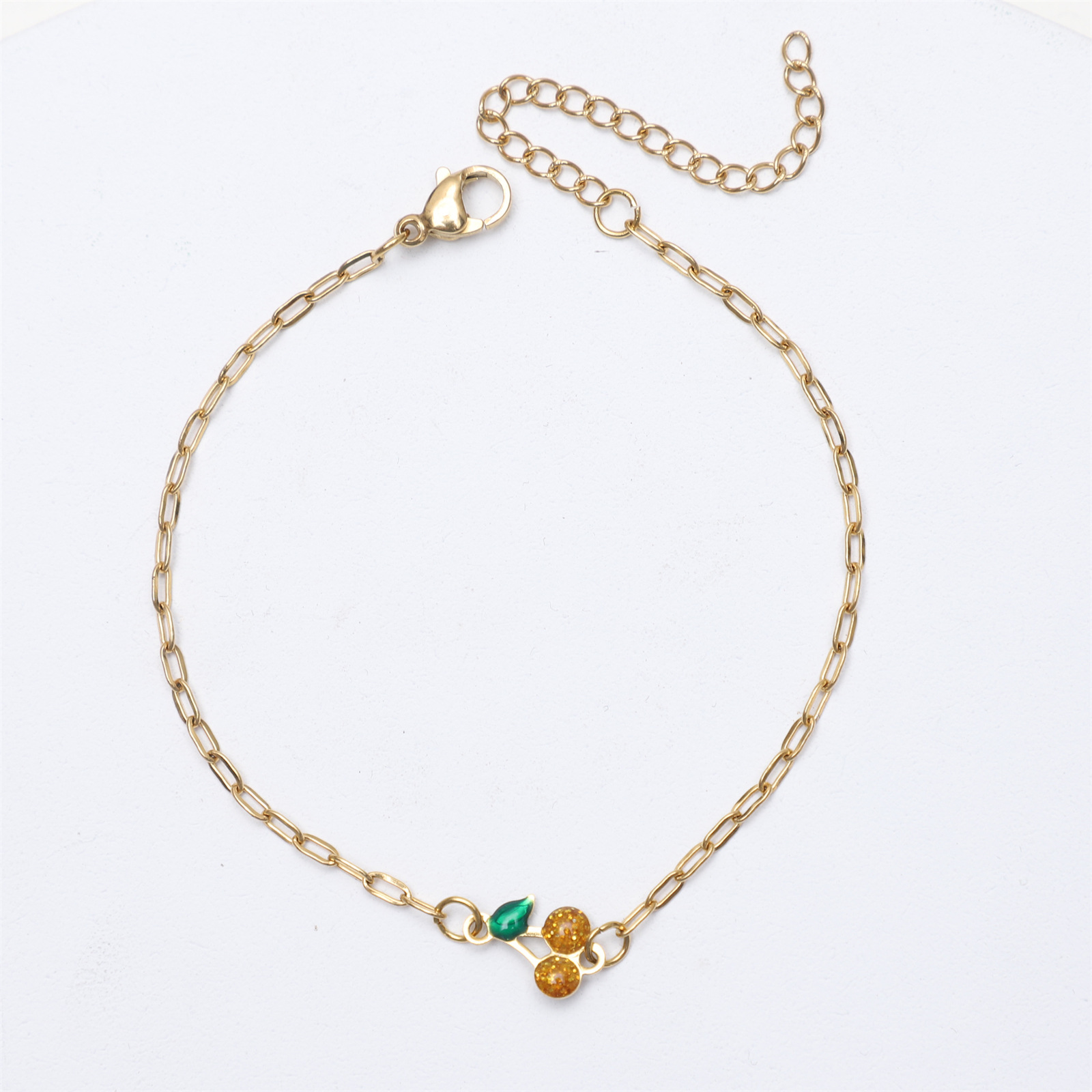 I bracciali da donna in acciaio al titanio possono migliorare il tuo umore. Alla moda, delicati e unici, adatti per l'uso quotidiano. Impermeabili, resistenti allo scolorimento e ipoallergenici._voghion.com