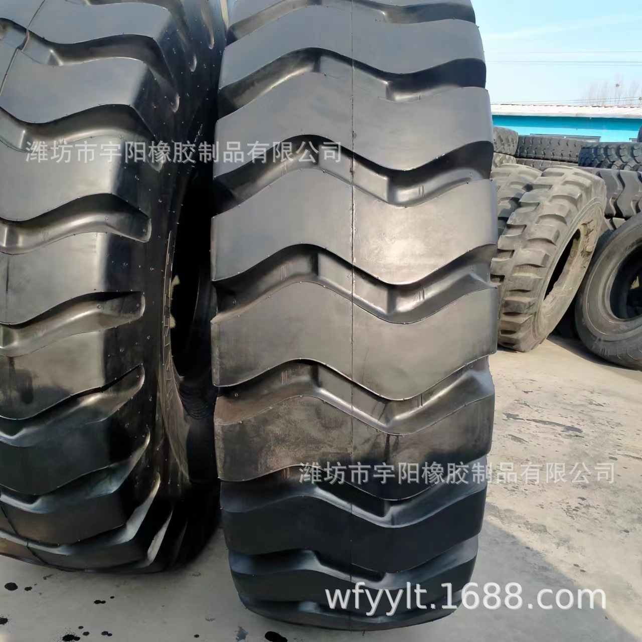 21.00-25 港口胎  加厚  正面吊工程轮胎