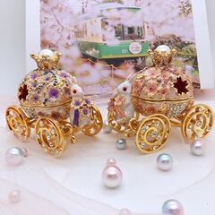 ウサギの馬車のエナメルのアクセサリーの箱の工芸品の合金のアクセサリーの箱の指輪の箱のネックレスの箱の潮は小さい贈り物の置物を遊びます。