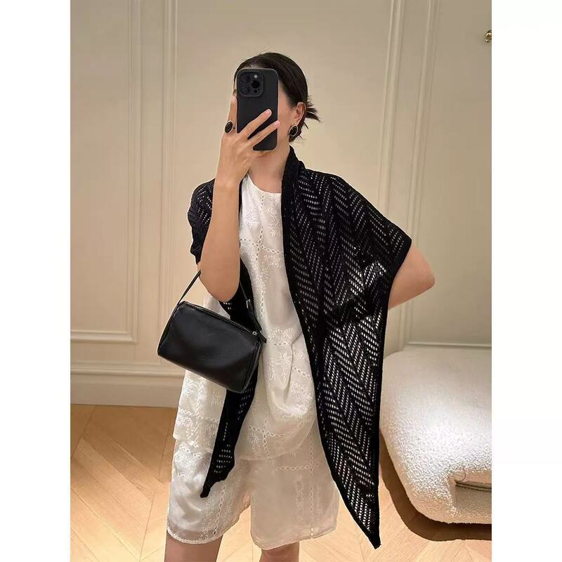 度假防晒冰丝针织披肩罩衫镂空轻奢三角巾女夏季薄款空调衫围巾|undefined