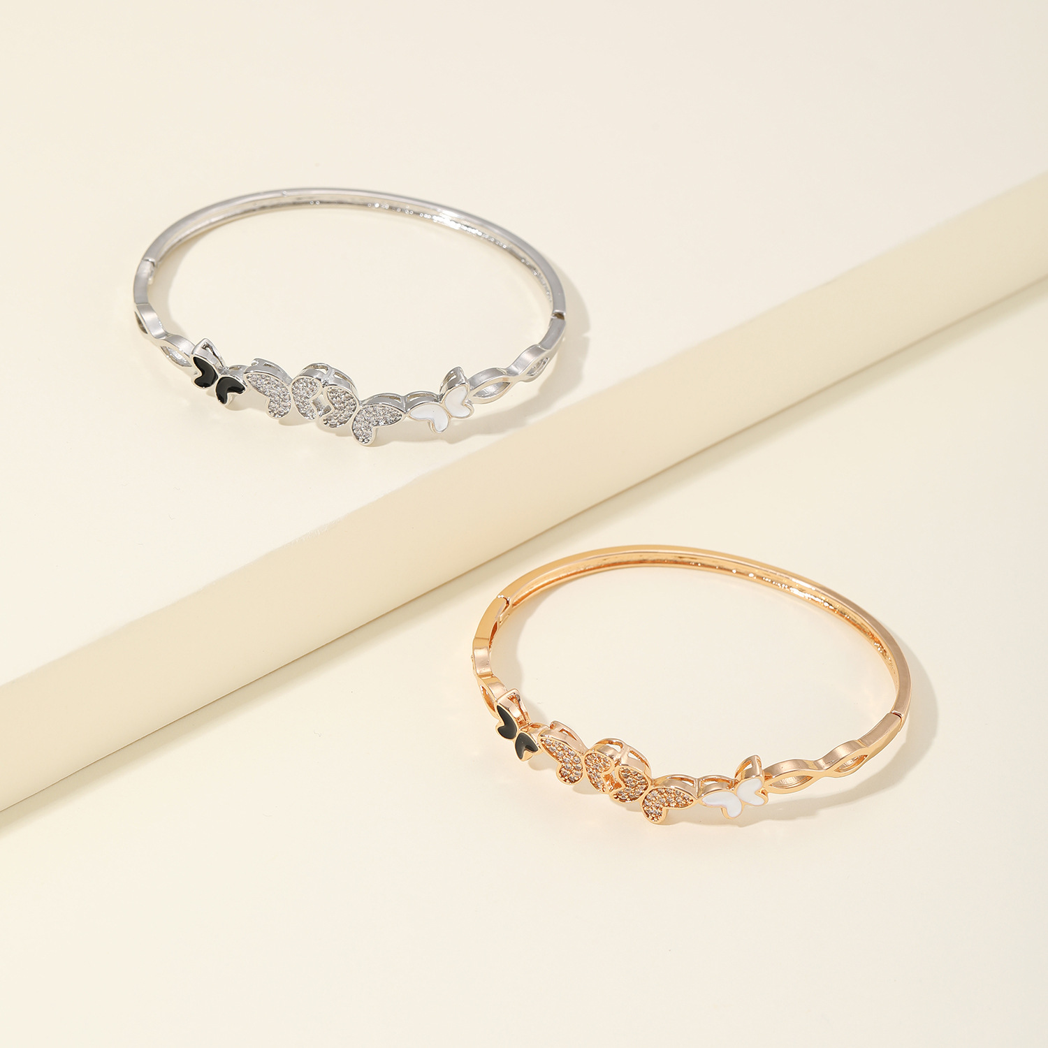Amazon venta transfronteriza caliente pulsera de piedra de aluminio de cobre dorado damas pulsera mariposa joyas al por mayor
