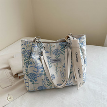 批发小众手提包包女2024新款夏季流行刺绣单肩包大容量百搭托特包