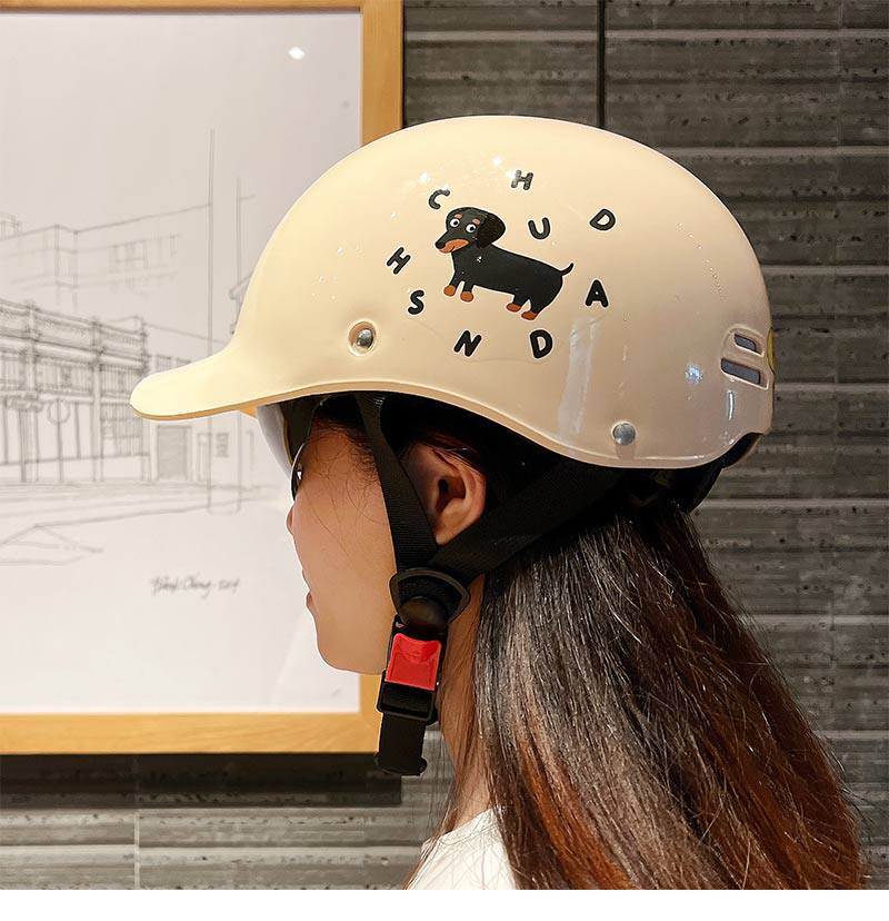 Cute Cartoon Safety Helmet for Women, New National Standard 3C Electric Vehicle Helmet, Sun Protection Motorcycle Helmet