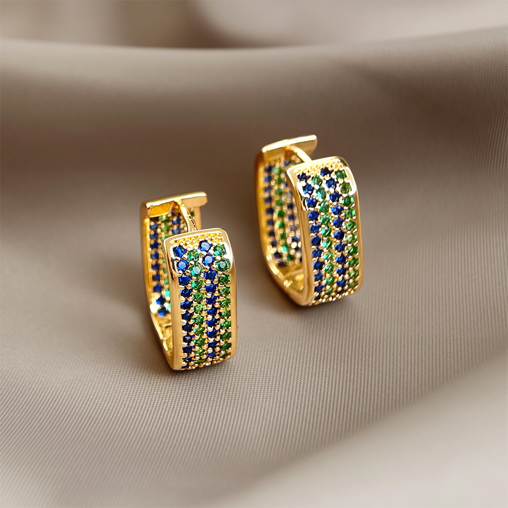 场景_0016_组 22 拷贝.jpg