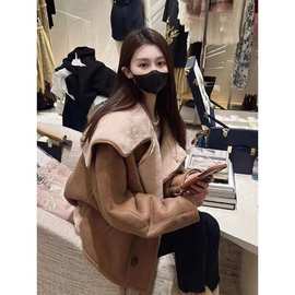 大翻领皮毛一体外套秋冬季新款女装小个子羊羔毛高级感皮衣夹克女
