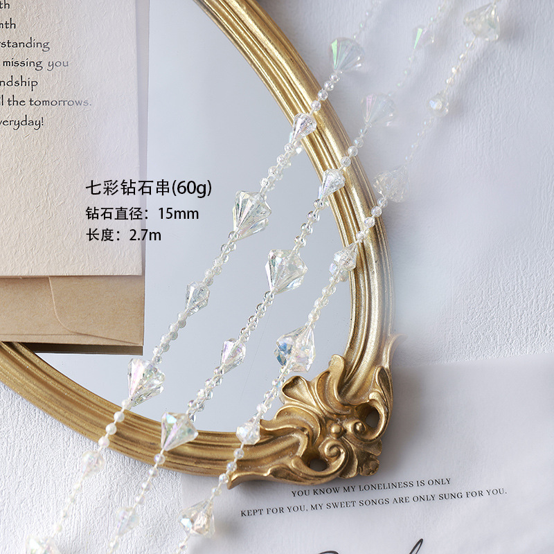 Nuevos productos calientes Decoración navideña French Retro Pequeña fragancia Cadena de perlas Cristal Collar transparente Accesorios de bricolaje