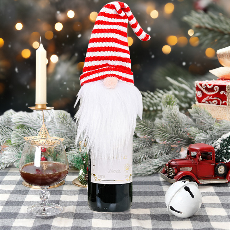 Decoración de Navidad sombrero de punto bosque viejo cubierta de vino muñeca sin cara cubierta de vino hotel restaurante decoración de botella de vino