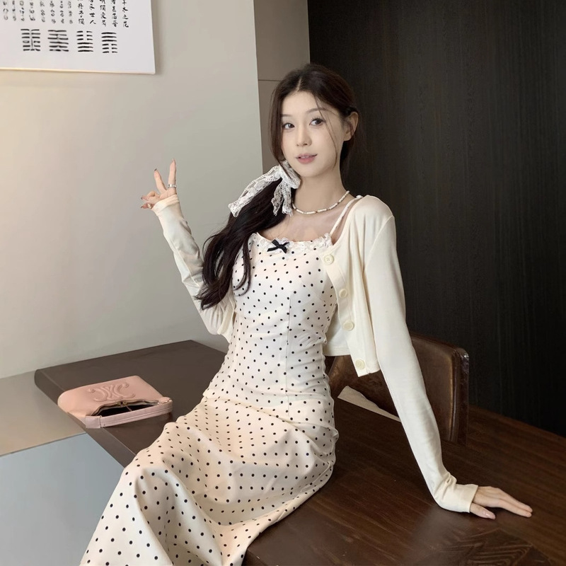 Korean Polka Dot Suspender Bow Dress for Women with Gentle Elegant 2025 New Early Spring Long Skirt for Small People