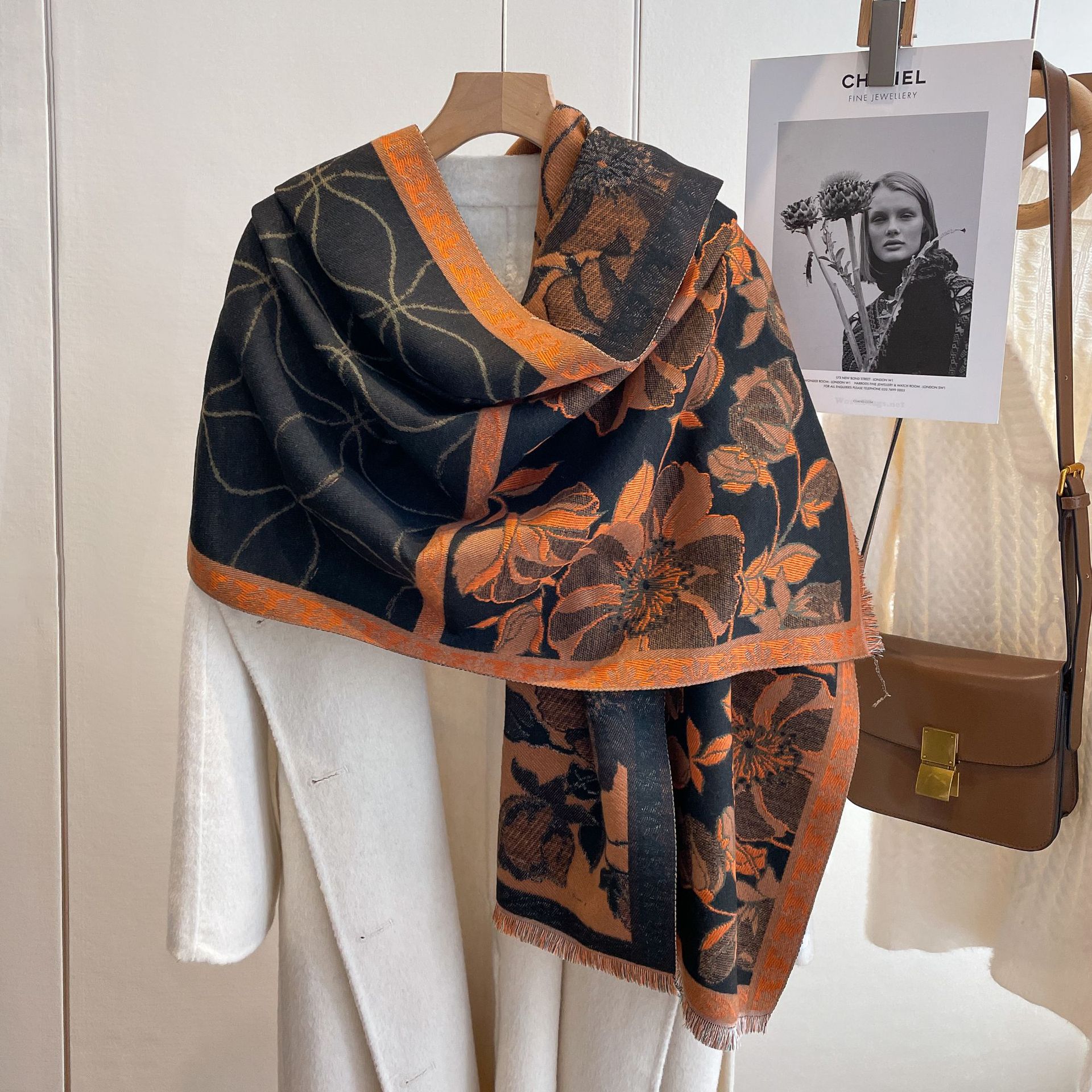 Moda de comercio exterior estampado floral barba corta con aire acondicionado mantón Otoño e Invierno Nueva Cachemira-como bufanda borla caliente para las mujeres