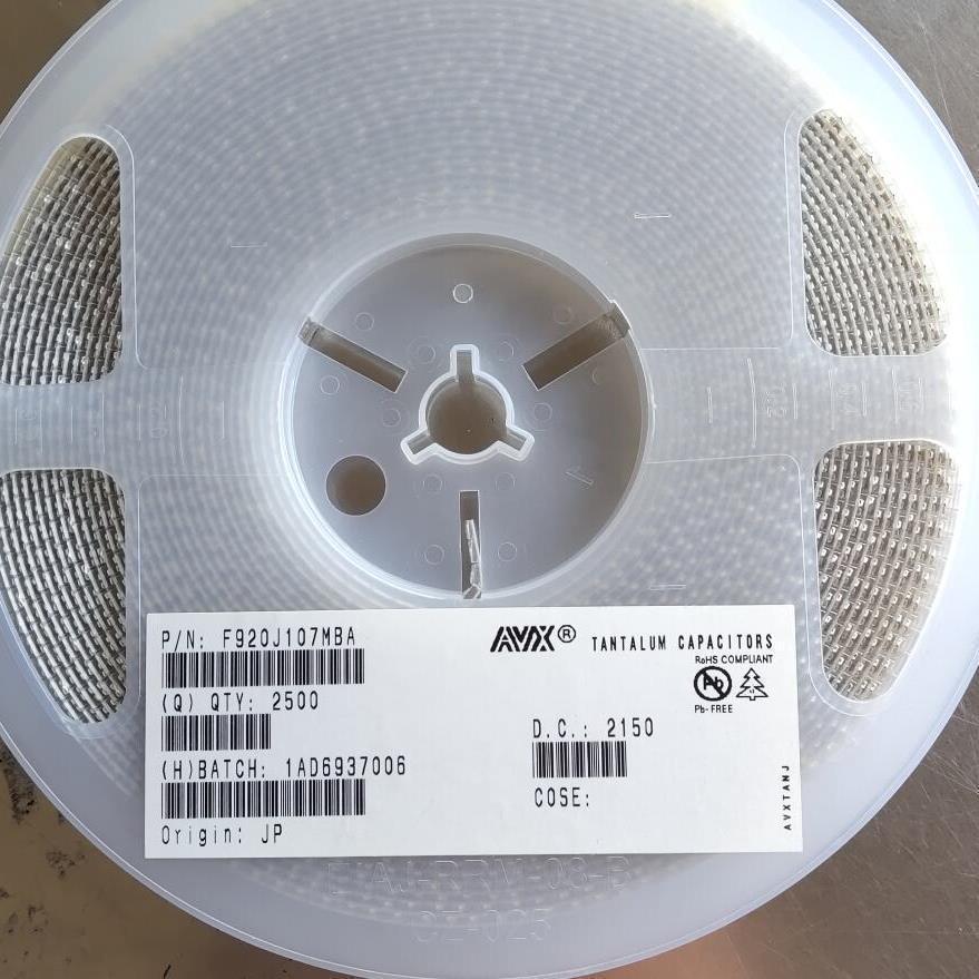 F951A336MQAAQ2 AV|X高频固态钽电容 1306 33uF 20% 10V 3216-12