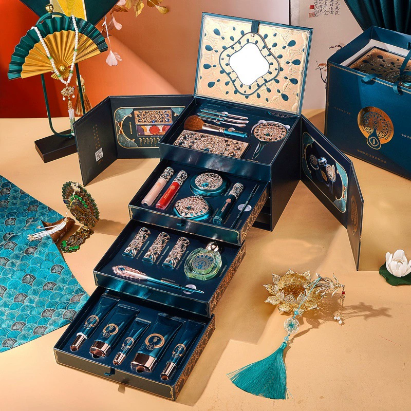 Юлиура Феникс Ян Фэнъюнь Набор по уходу за кожей Подарок на День Святого Валентина 520 Подарок на день рождения