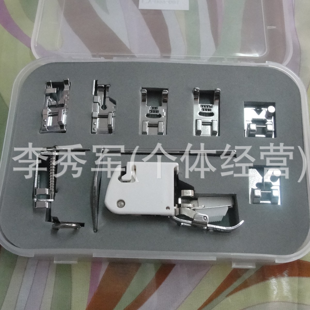 家用多功能缝纫机压脚套装同步镶绳锁边绣花缝纫压脚套盒