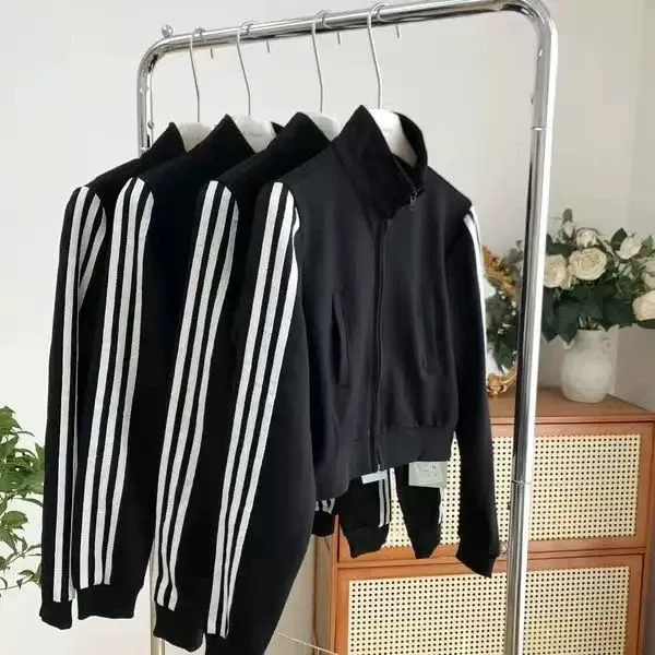 Женские толстовки